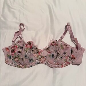 Victoria's Secret Floral Embroidered Bra in Lavender